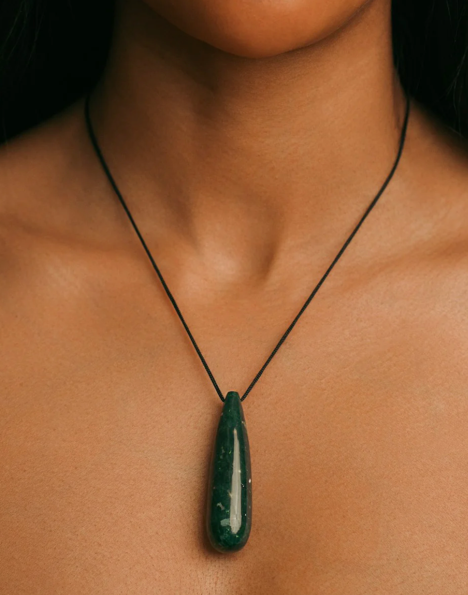 DHARI NECKLACE