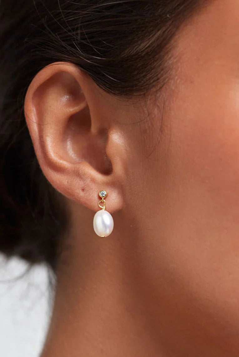 Pearly Earring
