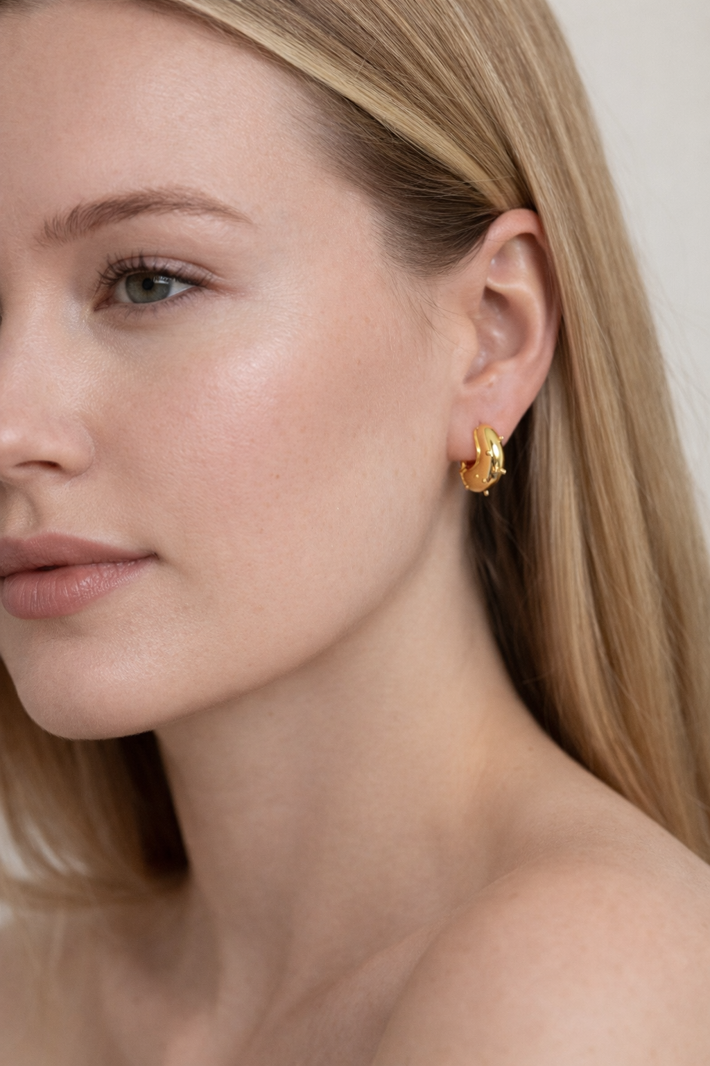 Iris Hoop Earrings Gold Vermeil